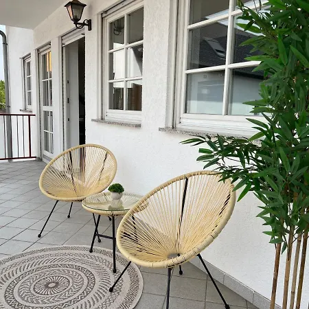 Boholounge/ Viel Platz, Großer Balkon, Stellplatz * Bad Homburg vor der Höhe